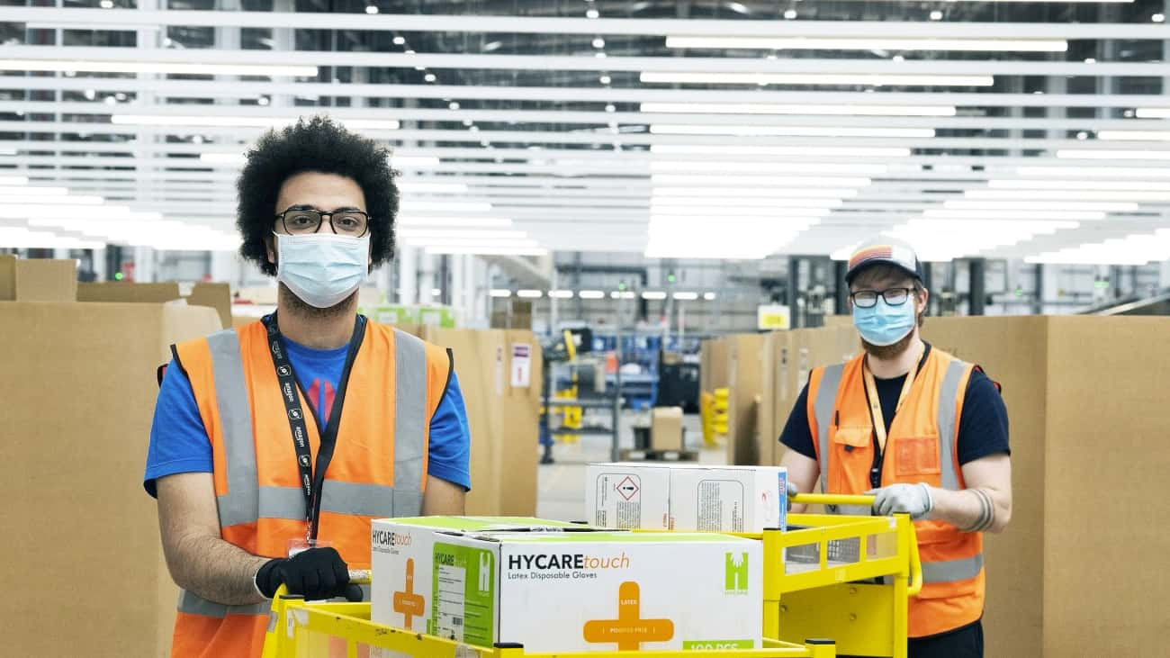 Amazon anuncia una bolsa de trabajo con 500 empleos para mozos de almacén