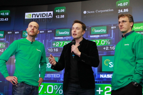 Elon Musk en una presentación de SolarCity